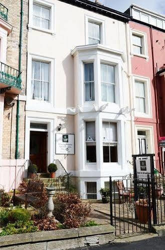 Pinewood House Hotel Whitby Buitenkant foto